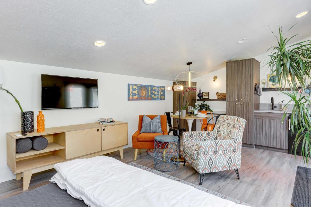 Stylish And Modern Boise Studio With Foothills Views! Екстериор снимка