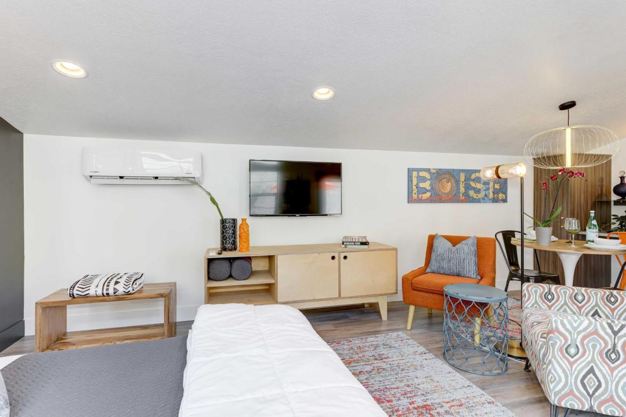 Stylish And Modern Boise Studio With Foothills Views! Екстериор снимка